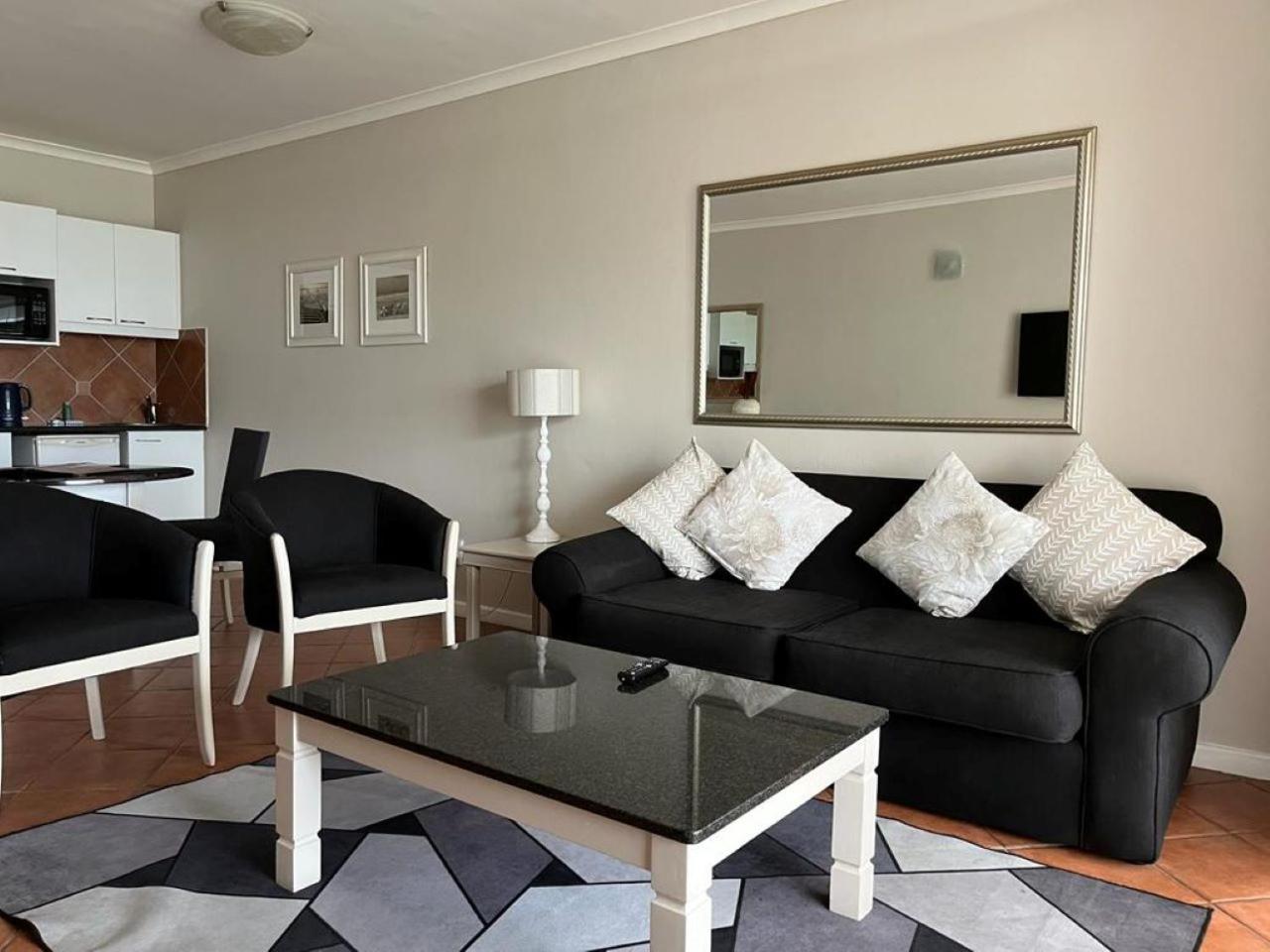 Cape Town Beachfront Apartments At Leisure Bay Exterior foto