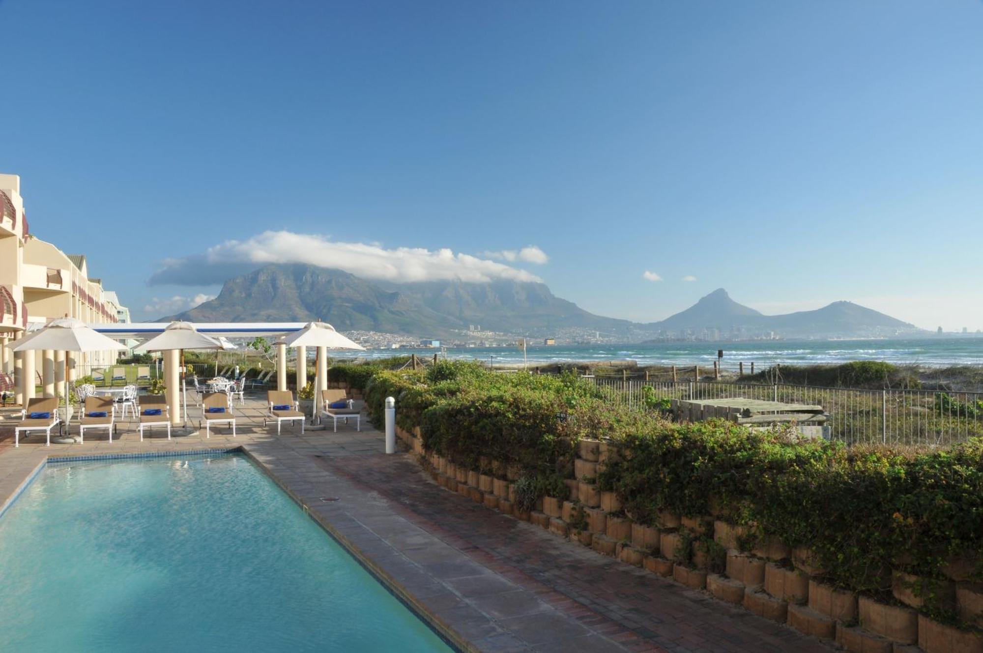 Cape Town Beachfront Apartments At Leisure Bay Exterior foto