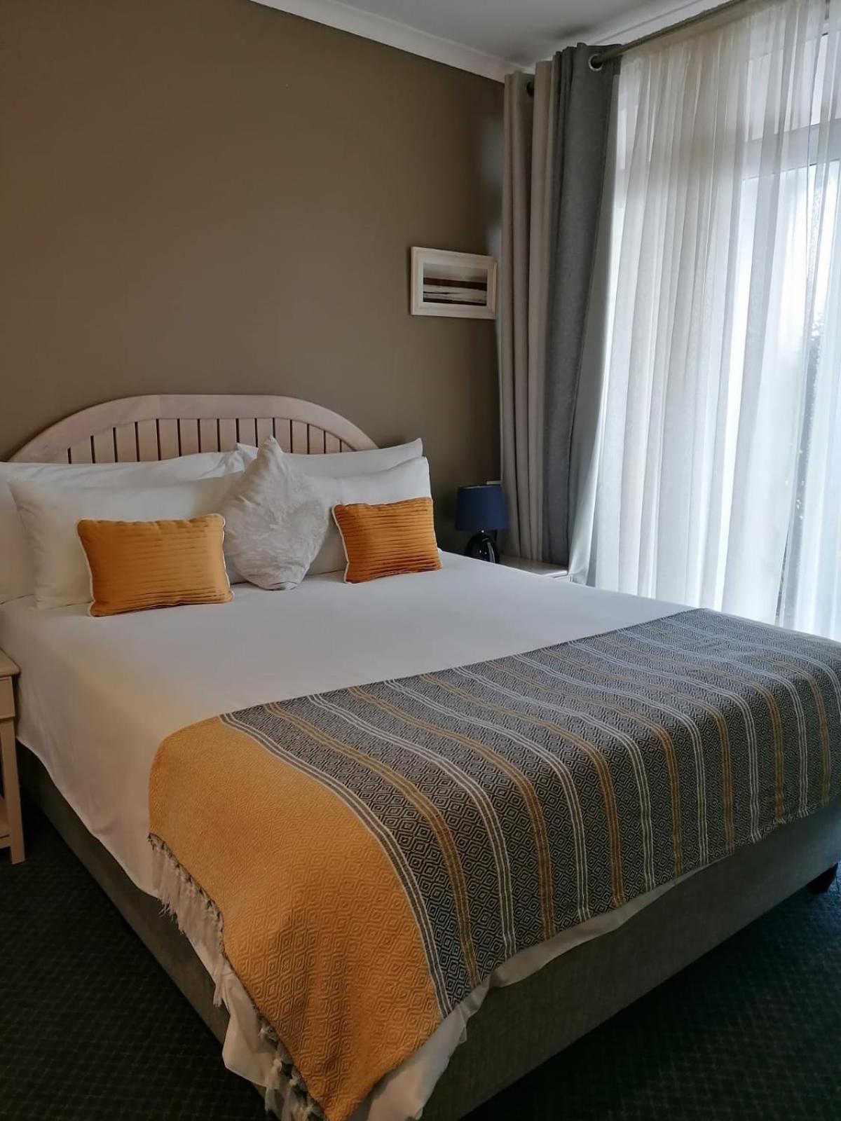 Cape Town Beachfront Apartments At Leisure Bay Exterior foto